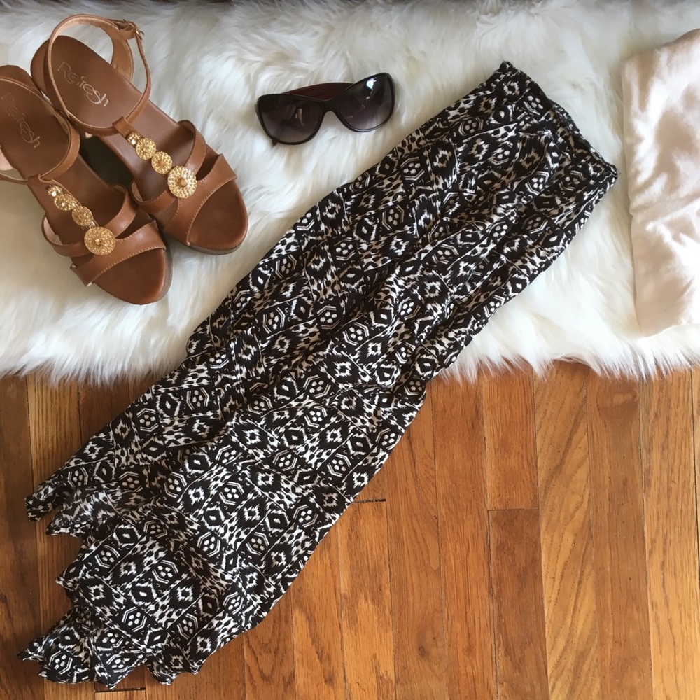 EUC Hollister Assymetrical Tribal Print Long Skirt